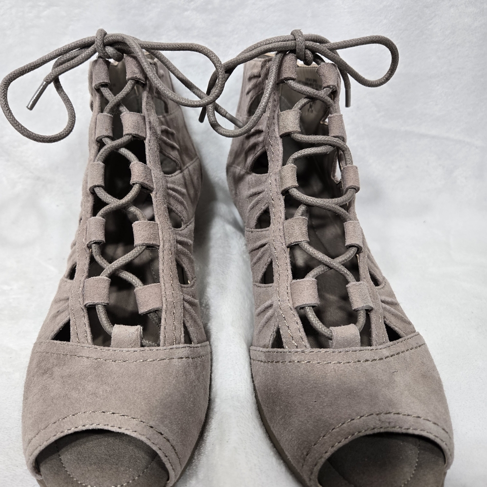 Earth Lace-Up Peep Toe Ankle Booties in Taupe